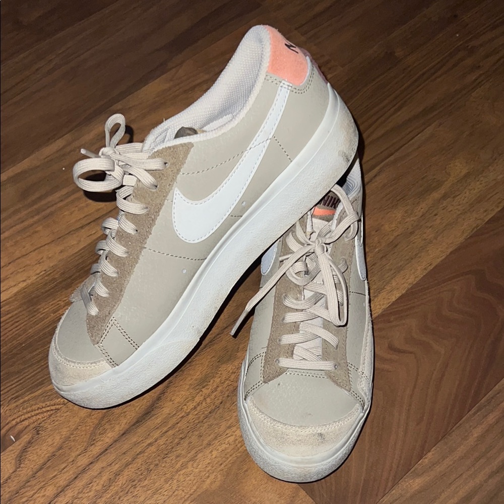 Nike Women's Tan and Orange Sneakers - Picture 3 of 5